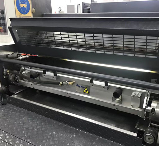 Retrofit varnishing unit